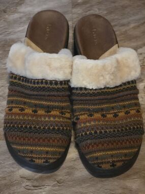 Taos Sweater Clogs